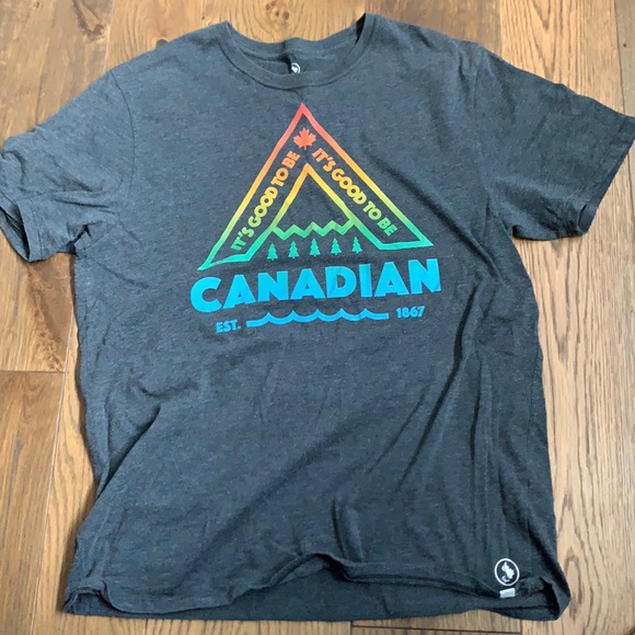 It’s good to be Canadian tshirt - Picture 1 of 2